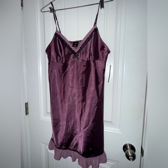Apt. 9 Deep Purple Satin Chemise - Picture 1 of 11